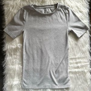 Gap Modern Crewneck T-Shirt - Grey - Small